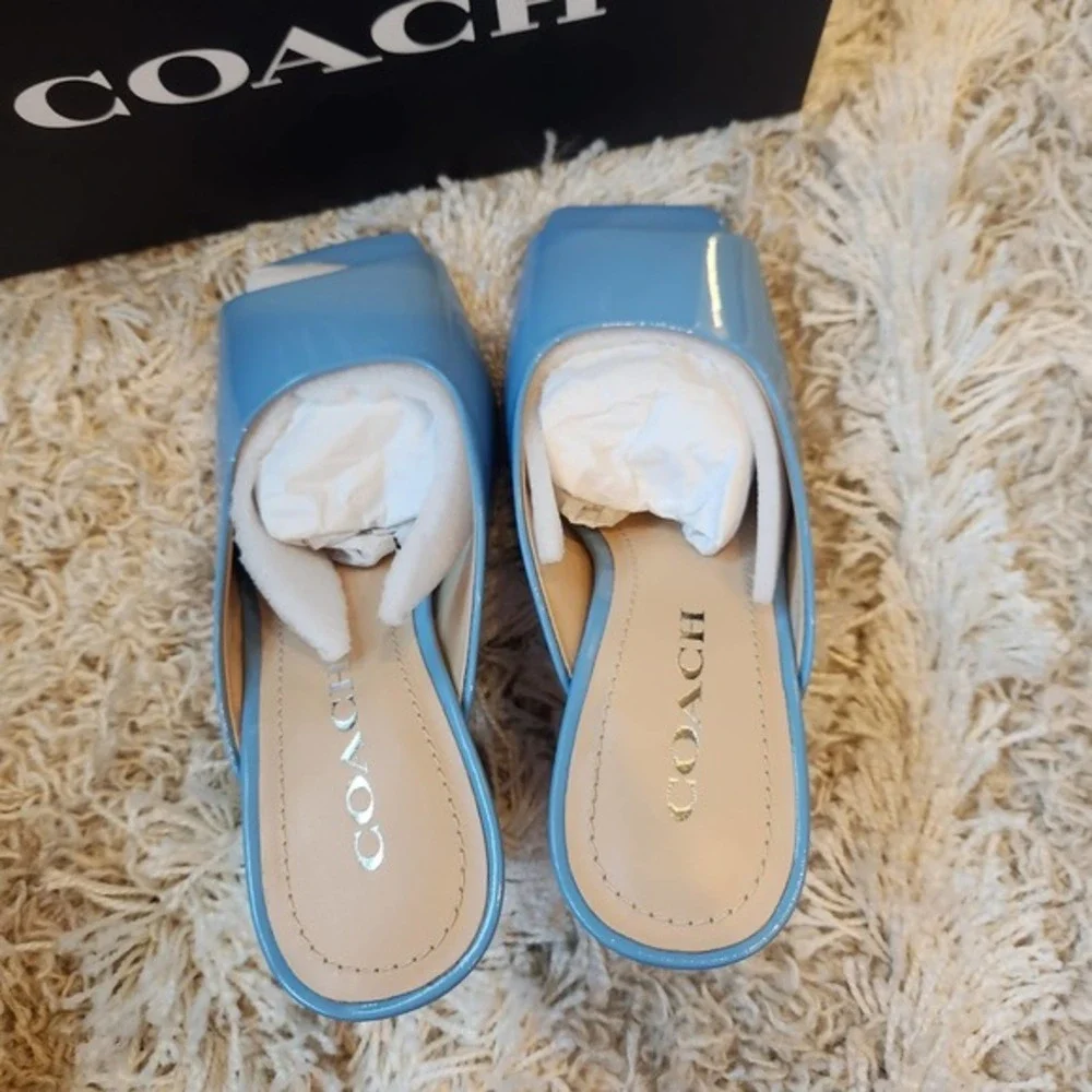 Coach Laurence Heel in Blue Patent Size 7 - Picture 5 of 7